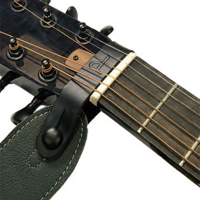 Bass ベースギター/ 付属 : ケース , エフェクター , ストラップ Bass